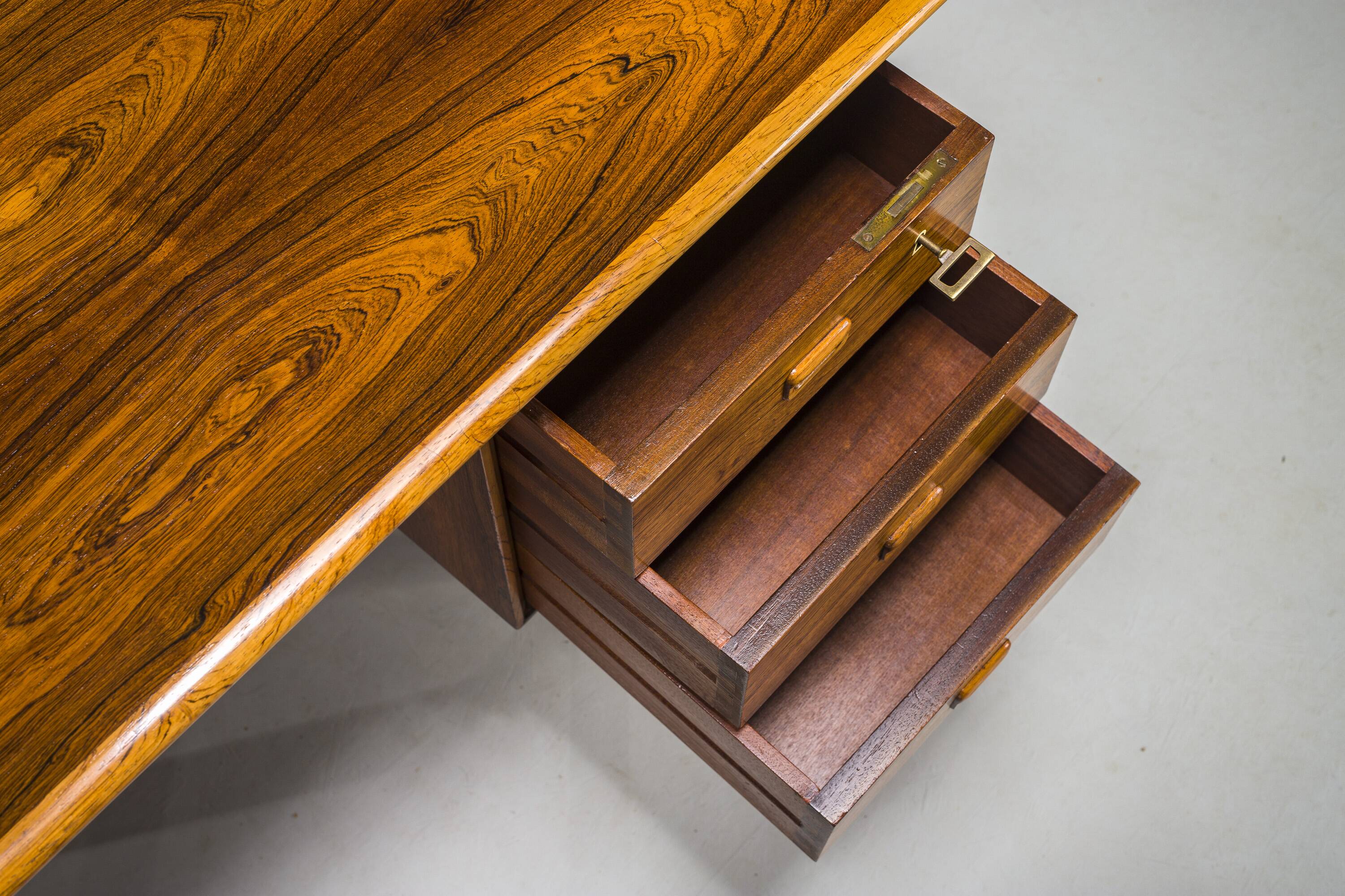 Bureau en palissandre, 1960