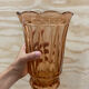 Vase tulipe rose 1950 en verre soufflé