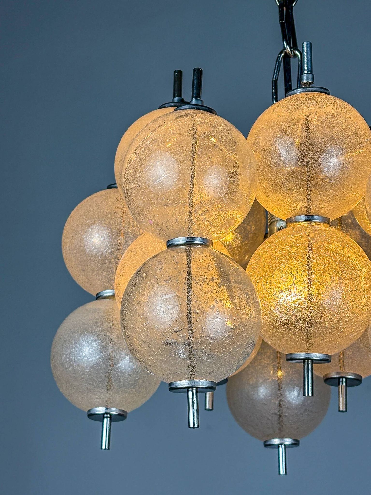 "Sterrenbeeld" Murano bubbled glass chandelier by Raak, Netherlands, 1960s