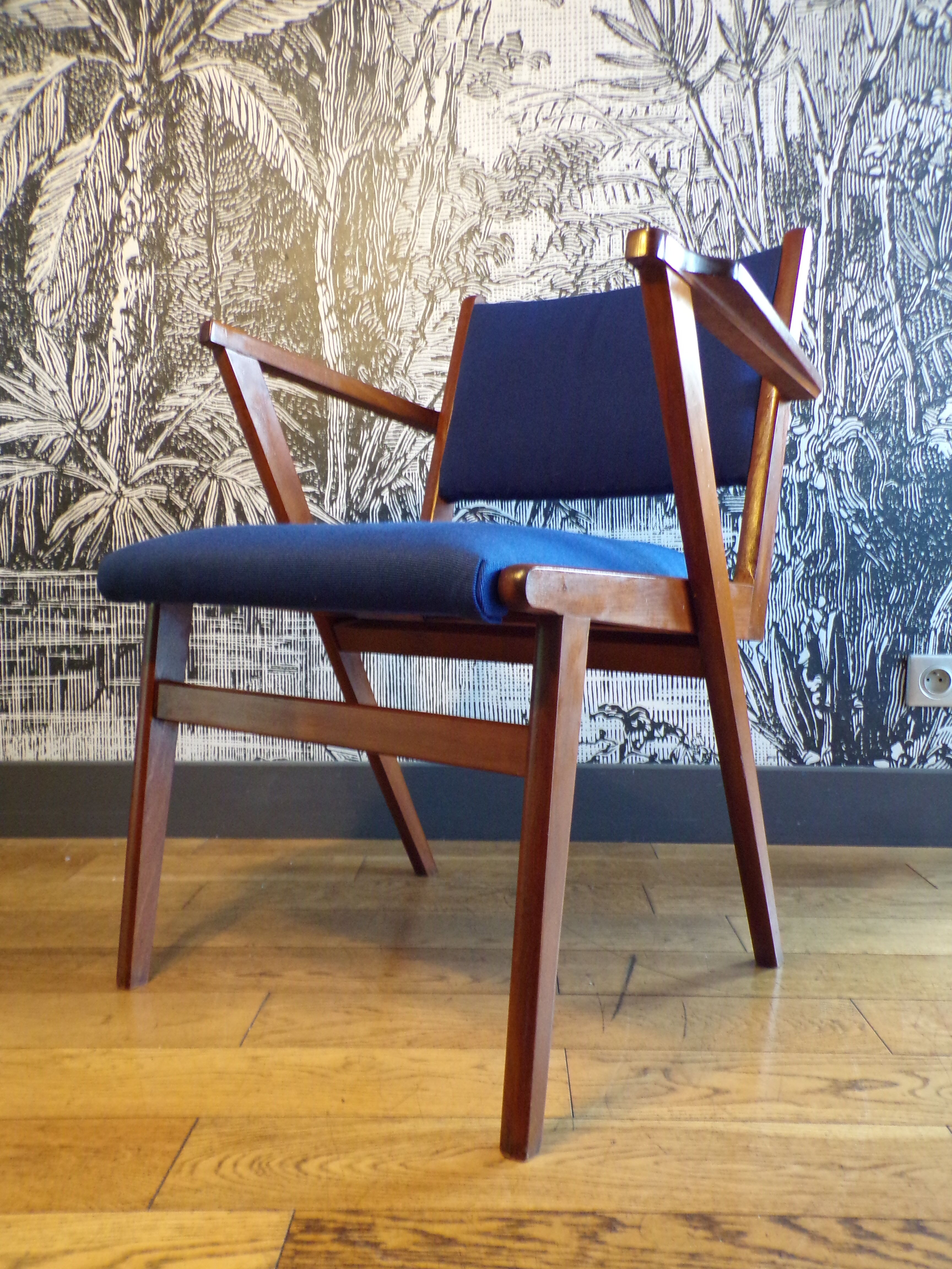 Scandinavian armchair wood and jersey