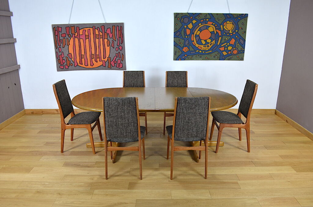 Lubke vintage 1960 Scandinavian design oval table