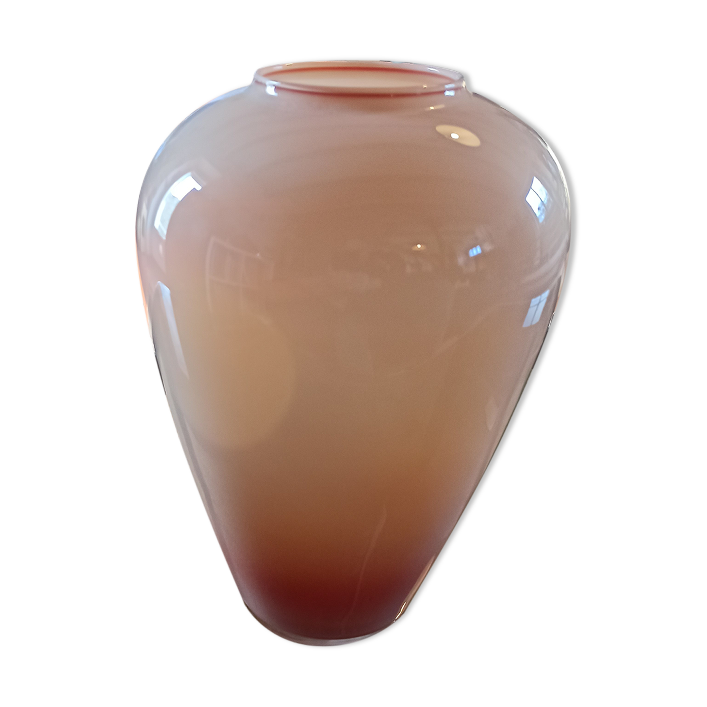 Pink gradient glass vase with edging