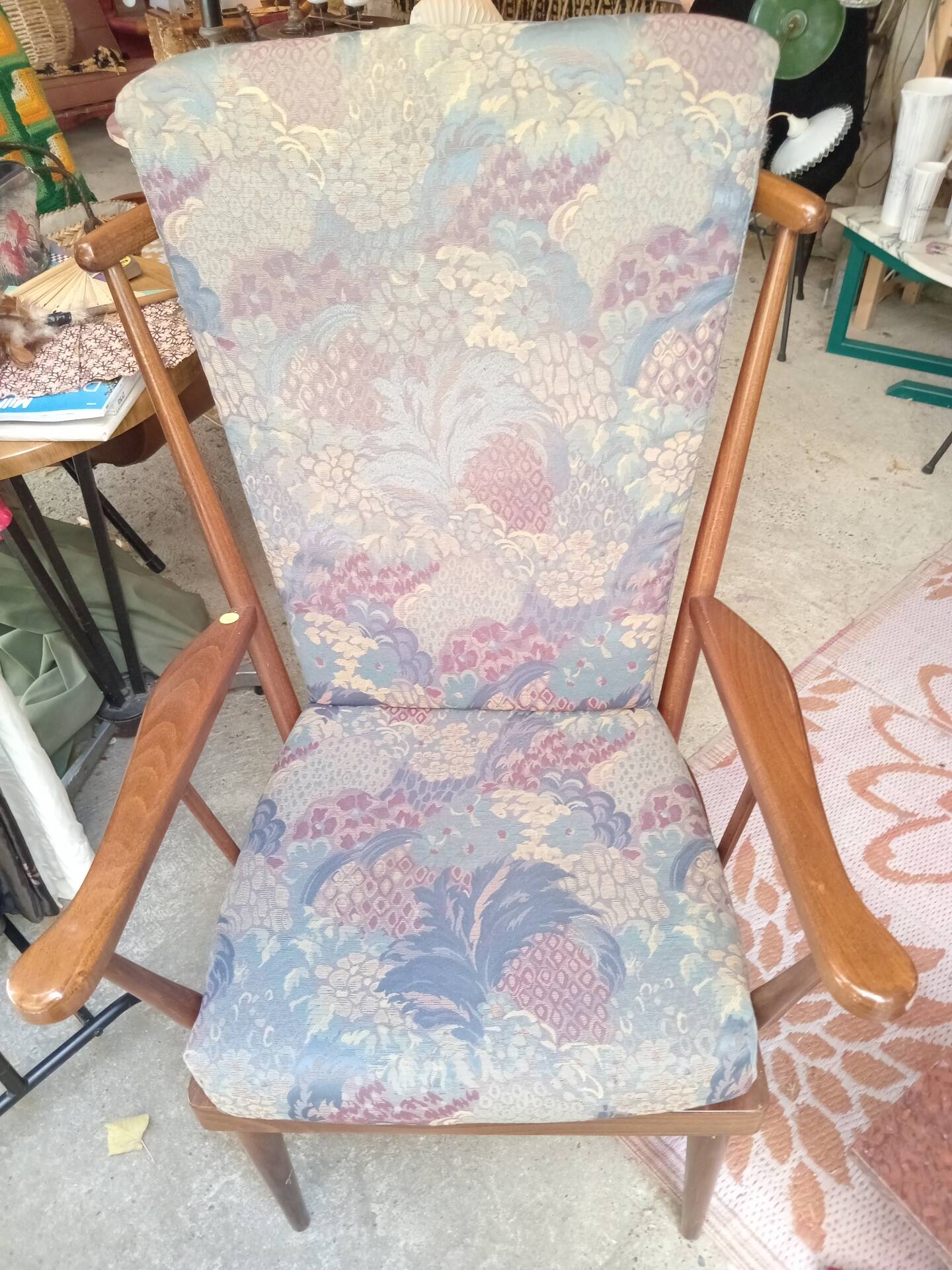 Baumann fan chair