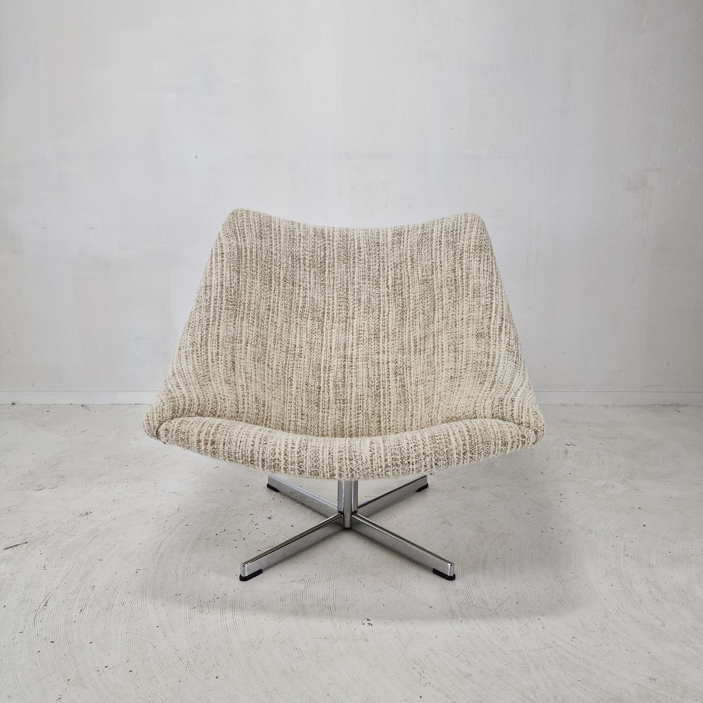 Oyster armchair  by Pierre Paulin for Artifort 1965