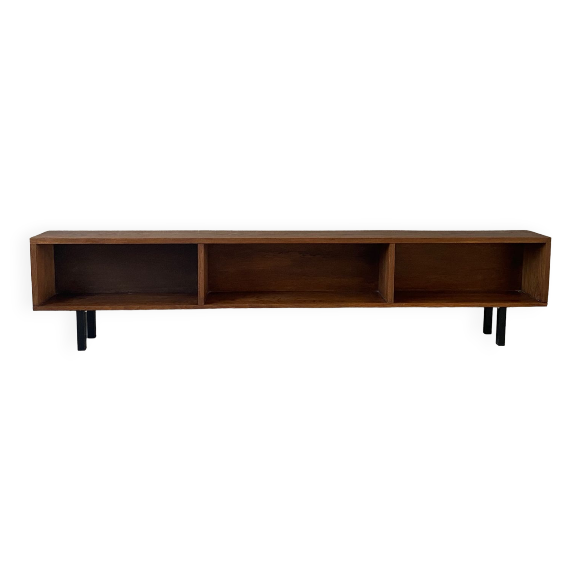 Enfilade of the 50s vintage solid wood (shallow)