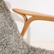 Fauteuil vintage Swedese Lamino et repose-pieds en peau de mouton grise