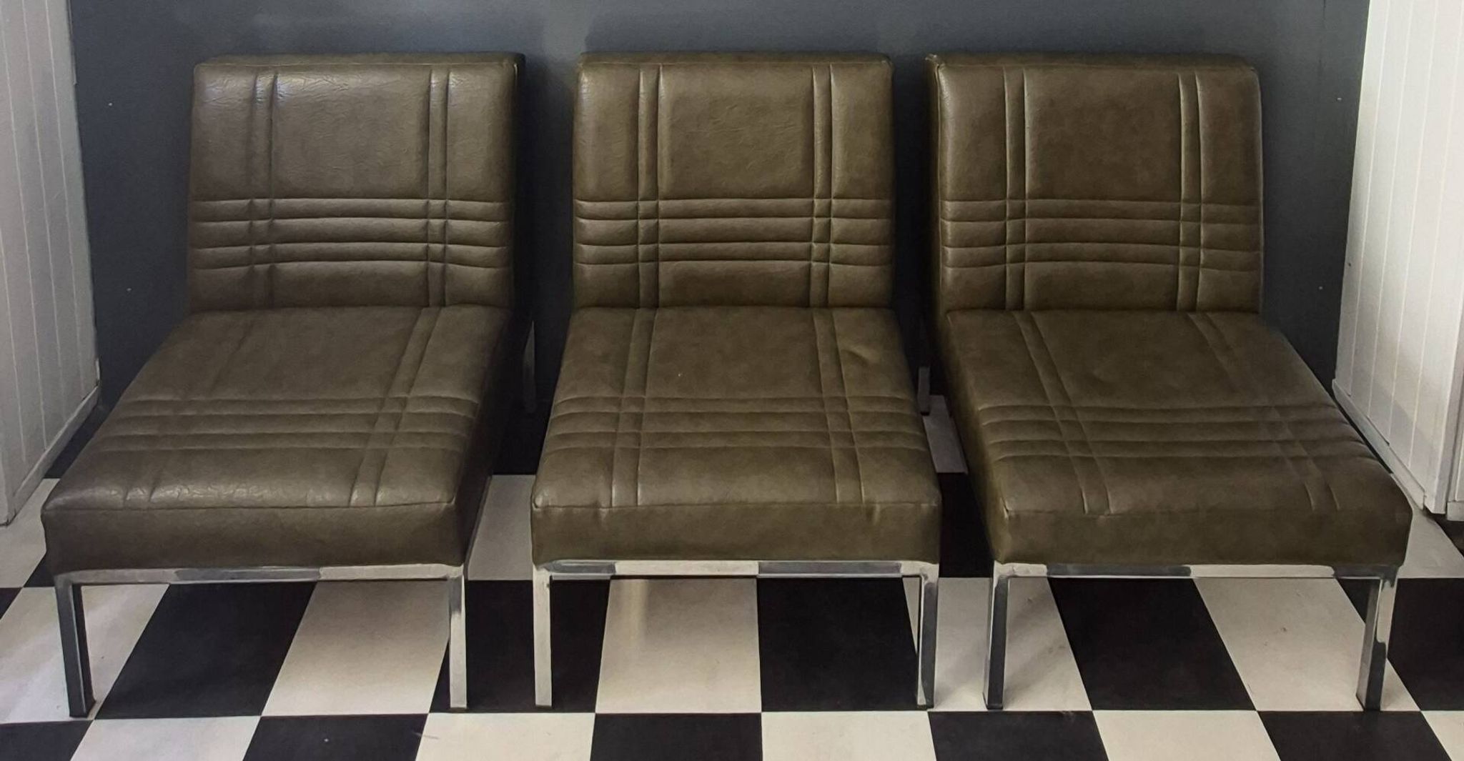 Ensemble suite de 3 chauffeuses fauteuils Vintage