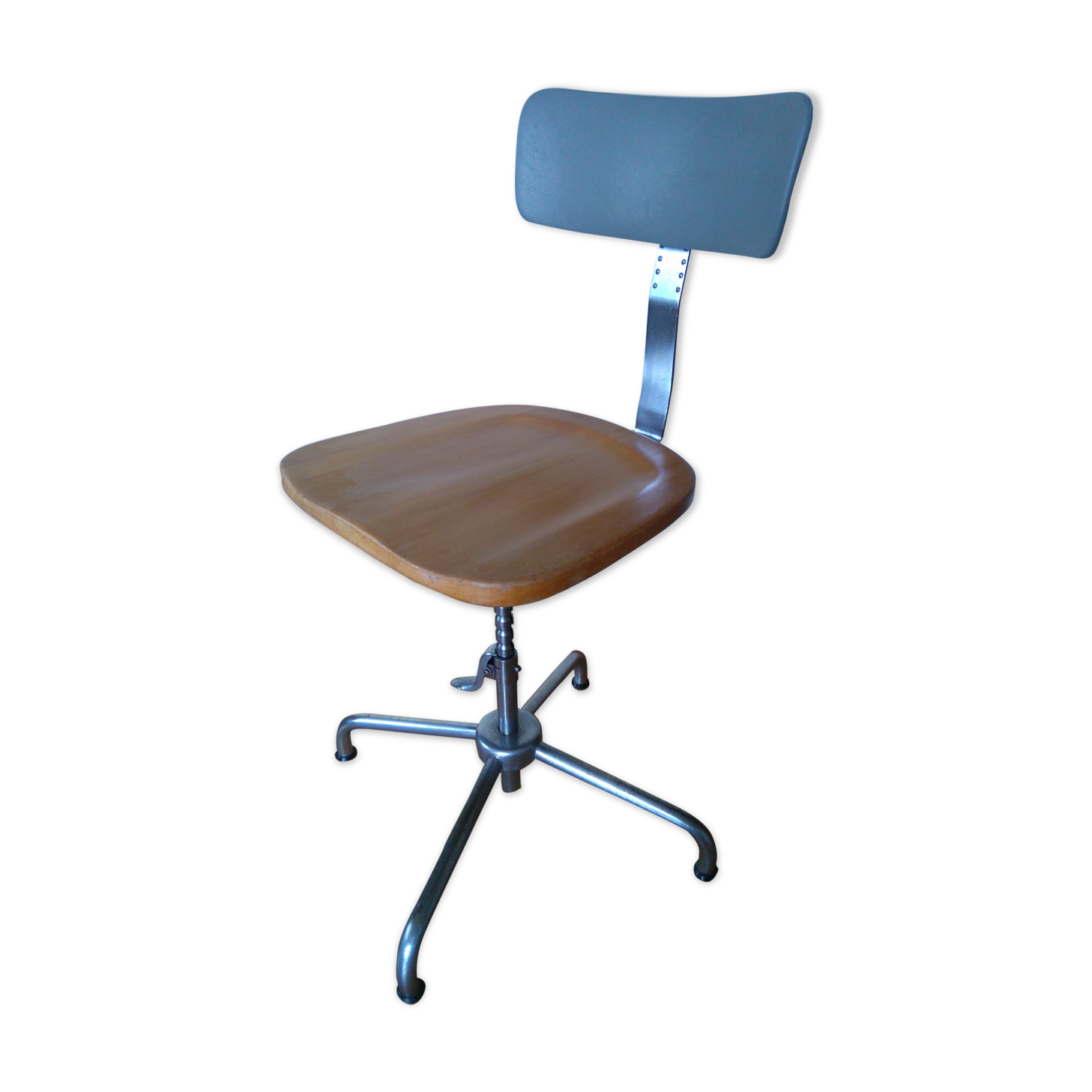 SAFAL watchmaking Workshop Chair by M. Crosa