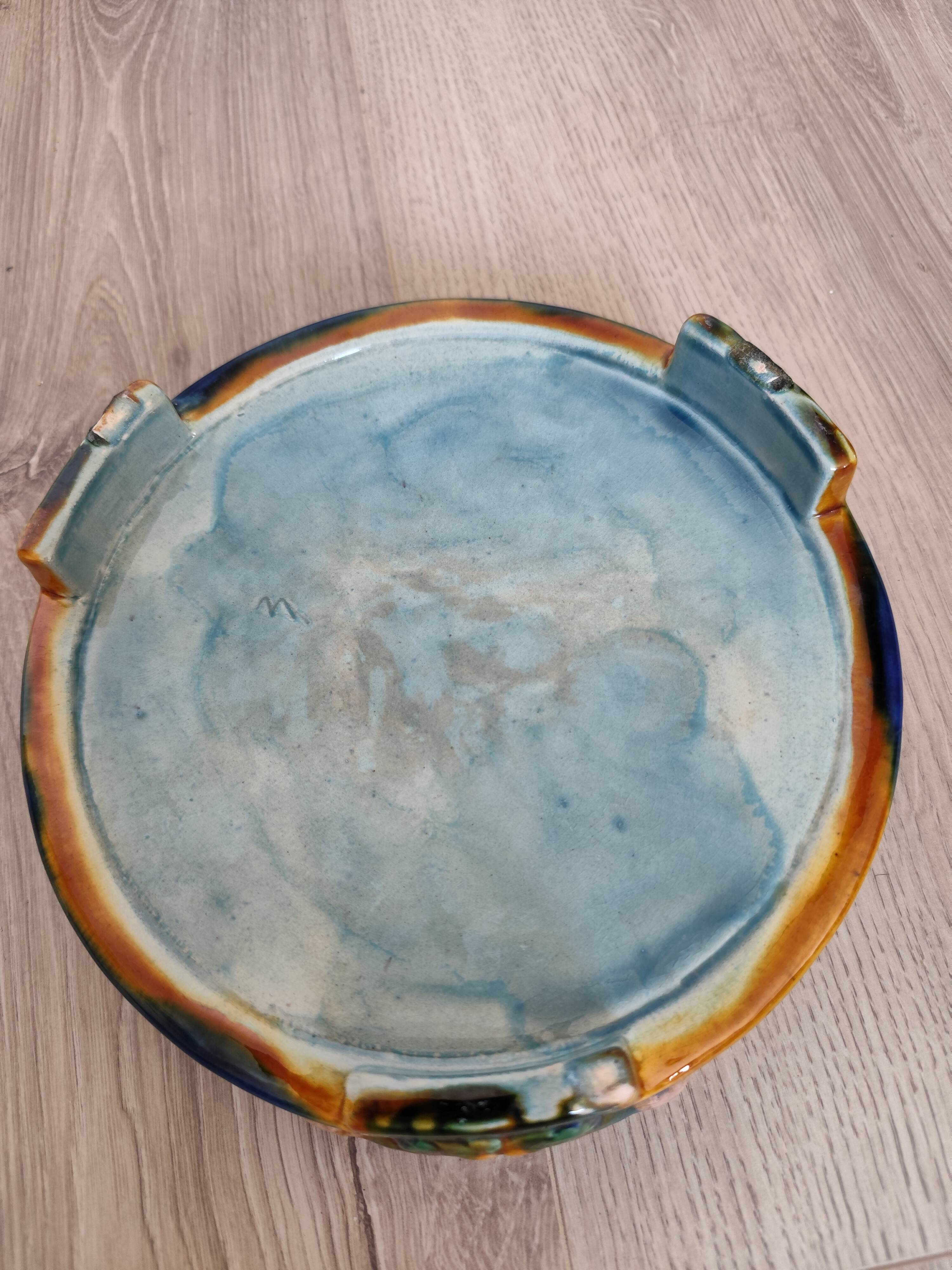 Antique Victorian Art Majolica Earthenware Cheese Cover with Dish