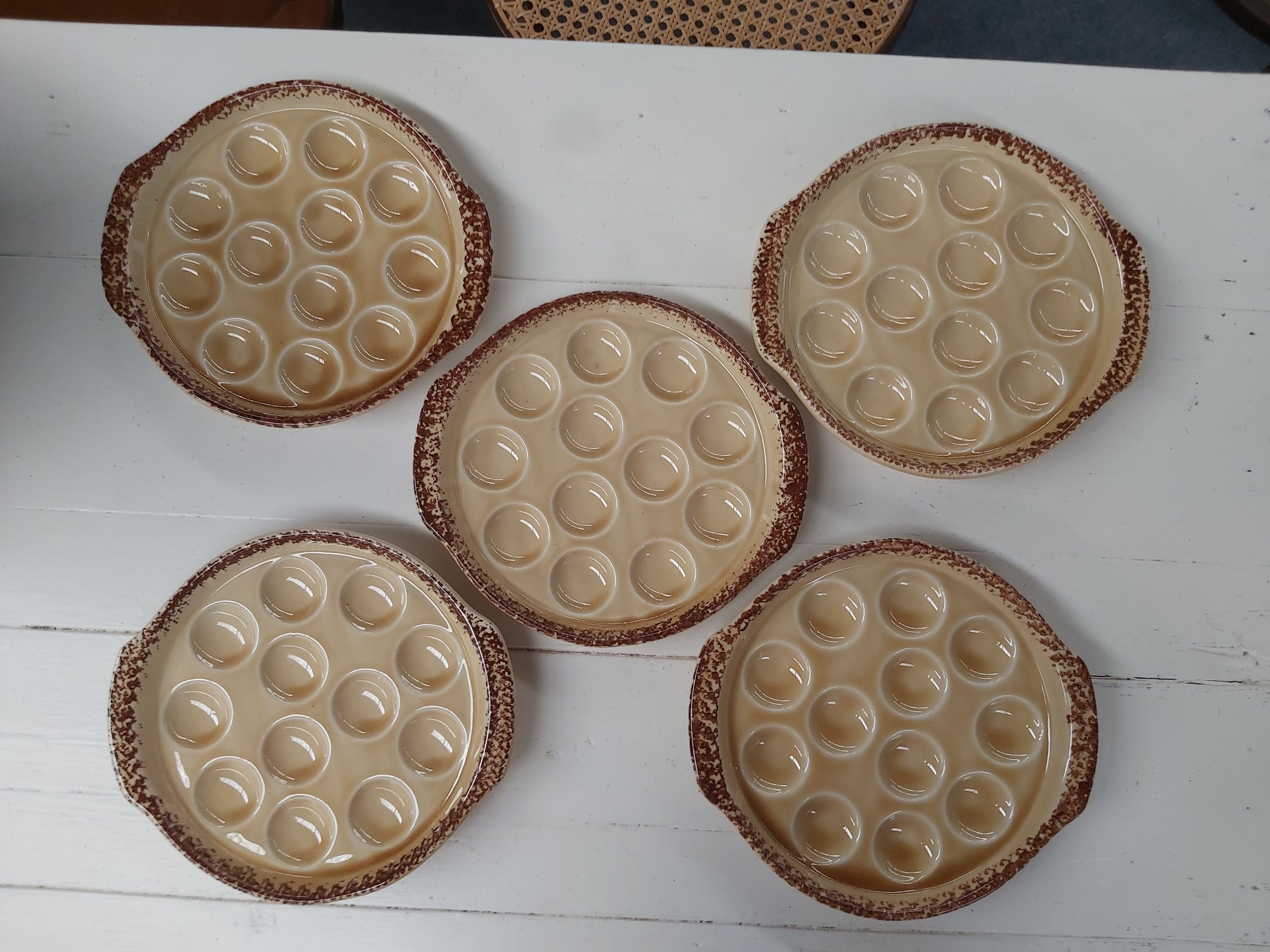 5 snail plates in Gien porcelain