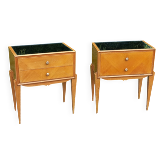 Vintage pair of bedside tables from the 1950s in sycamore and a mirror.