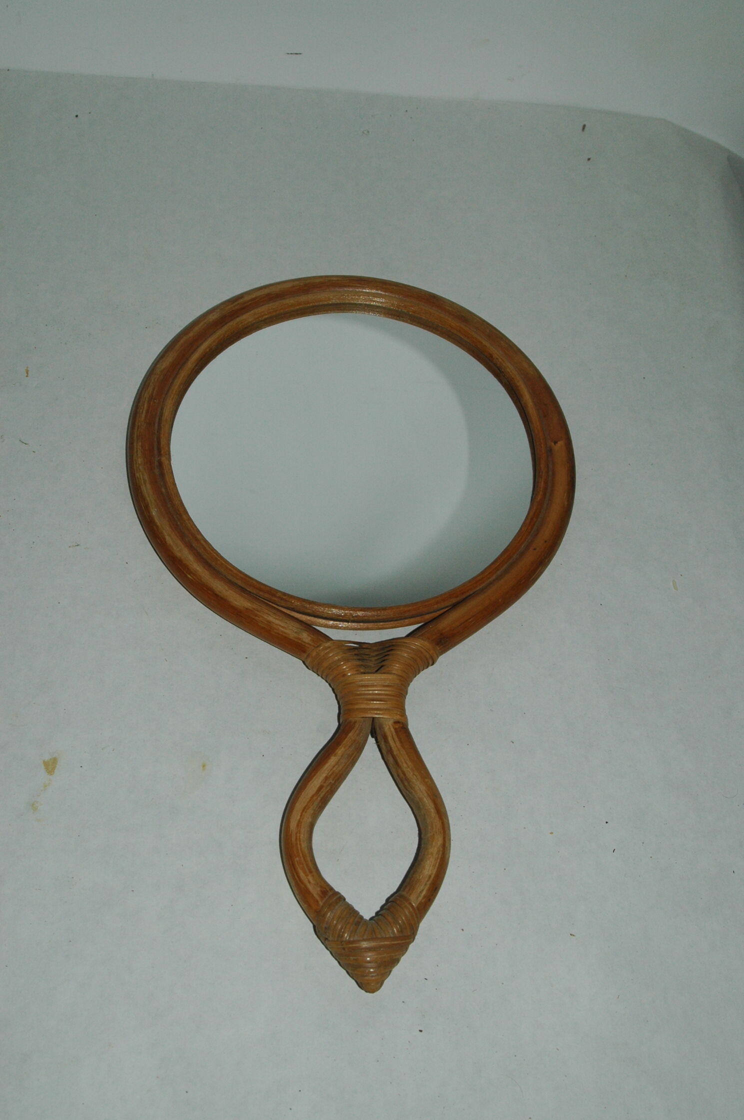 1960 rattan mirror - 38x23cm