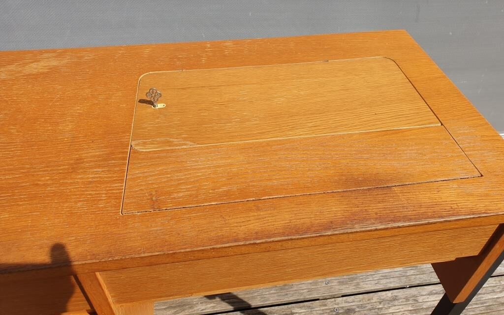 Excelsior sewing machine desk table