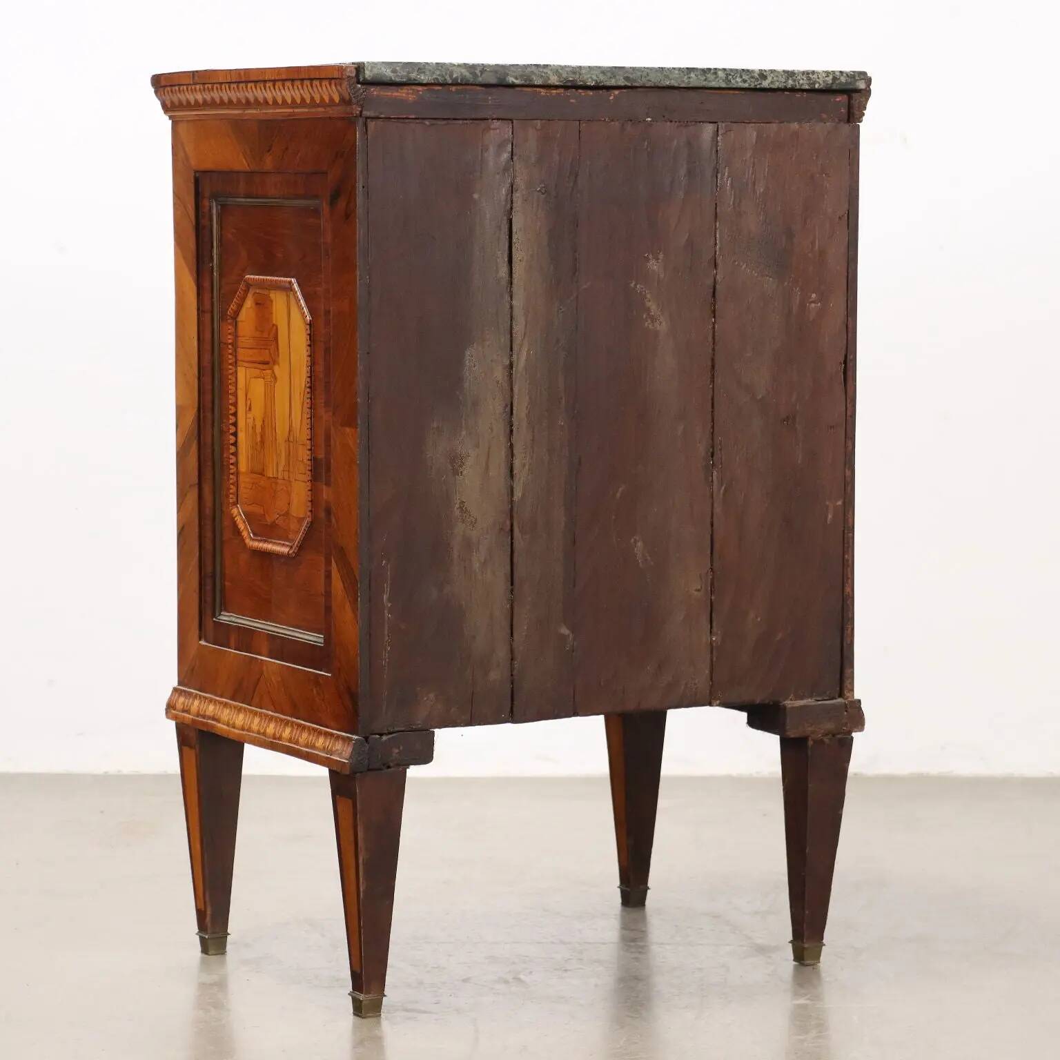 Antique neoclassical bedside table in maple, Italy, 18th century.