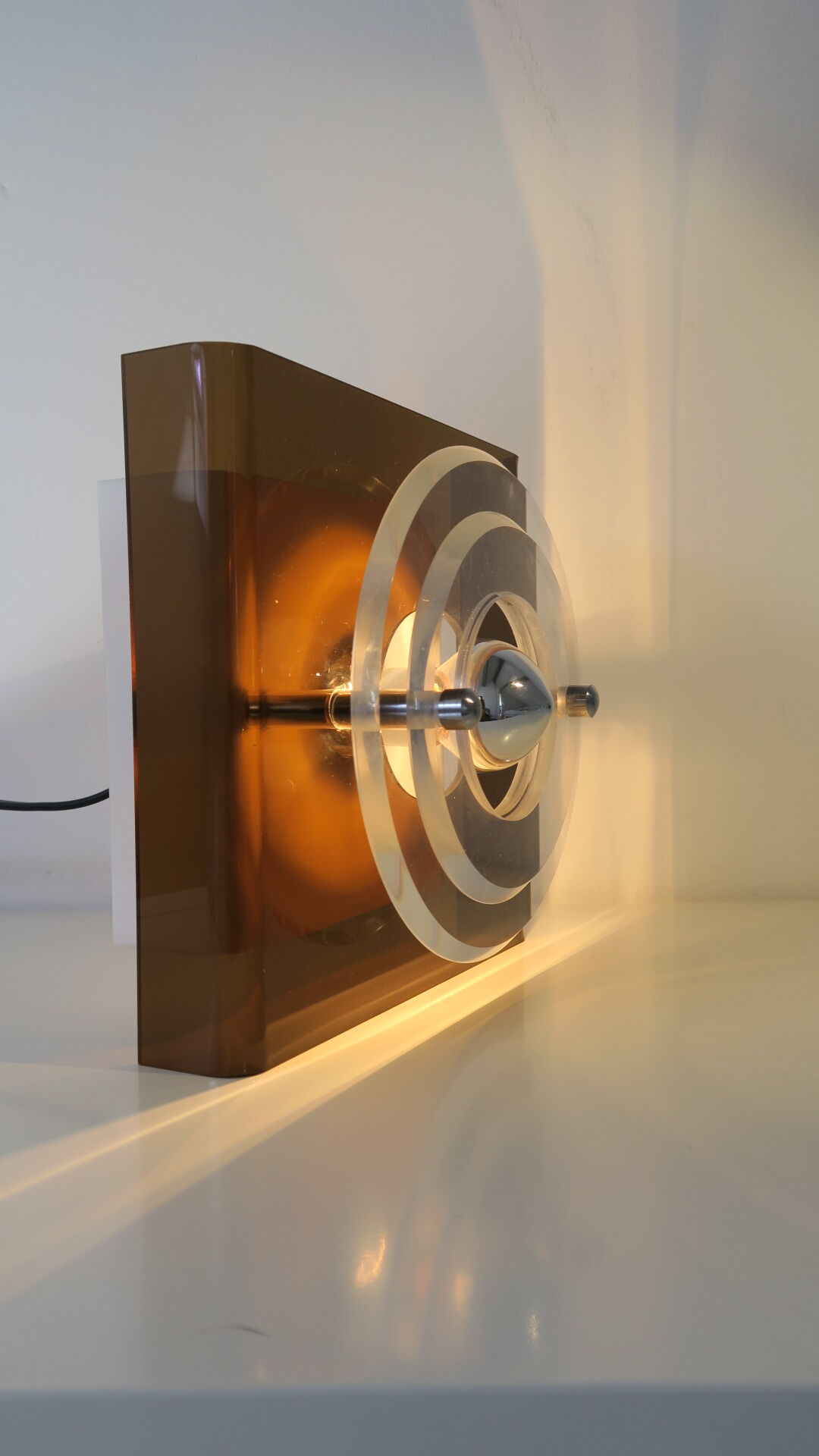 Herda, 80s wall lamp, plexiglass