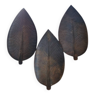 Wall decoration leaves