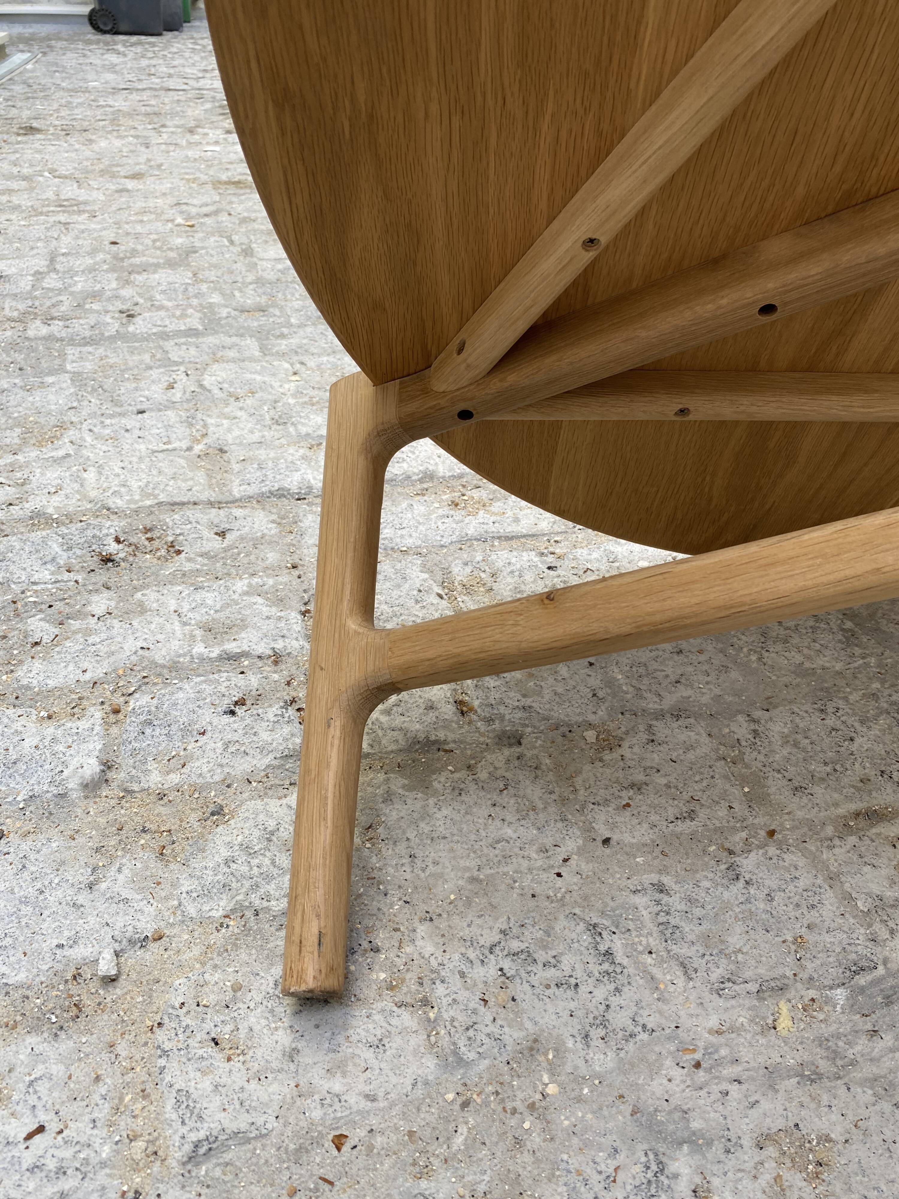 90 cm round wooden coffee table