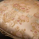 Pair of Louis XV style armchairs – Carved, gilded wood and brocade fabric