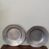 Set of 2 vintage octagonal solid metal aluminum or pewter plates