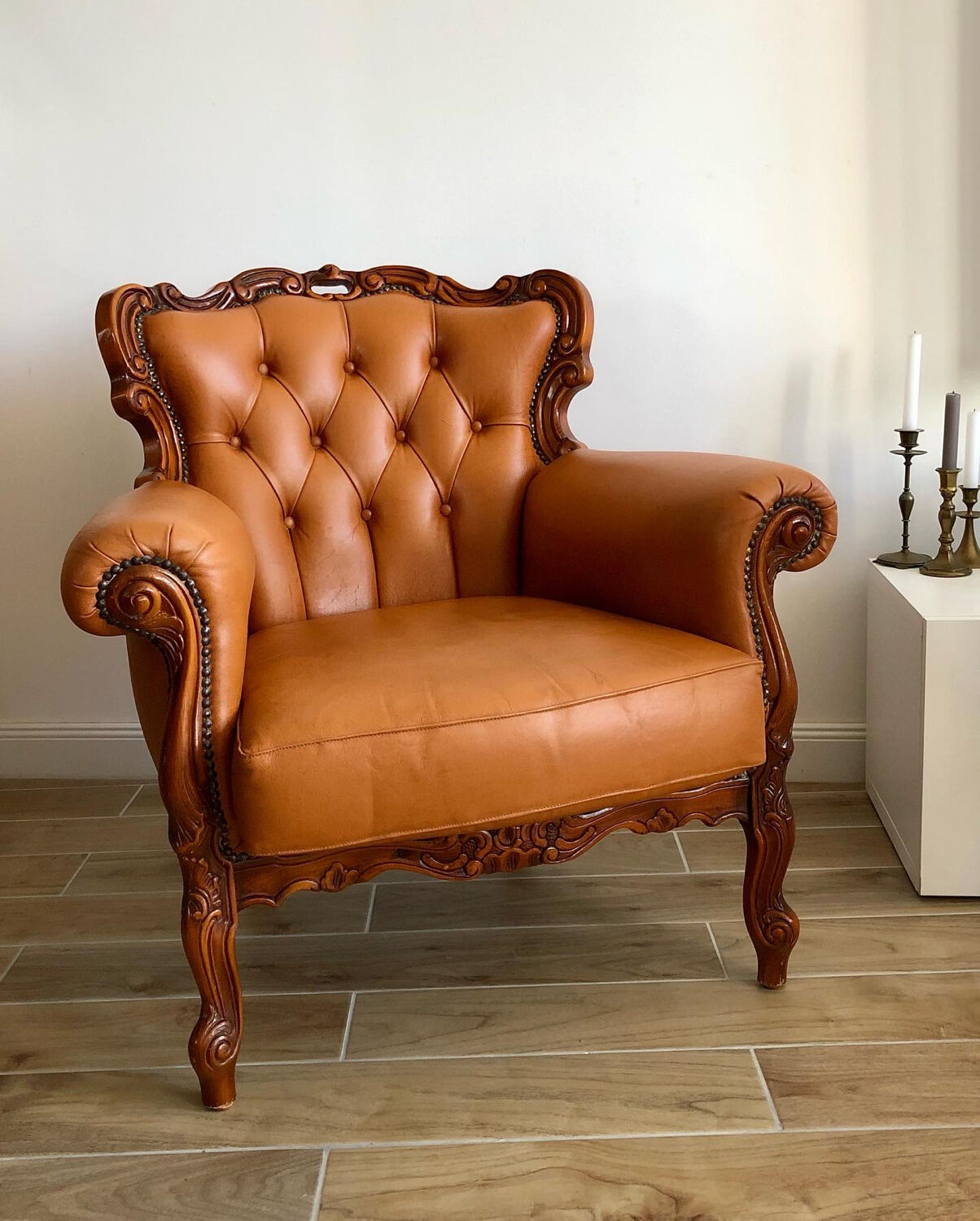 Baroque Chesterfield armchair