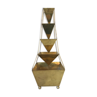 Brass pyramid pockets