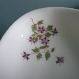 Set of dishes and ramekins
