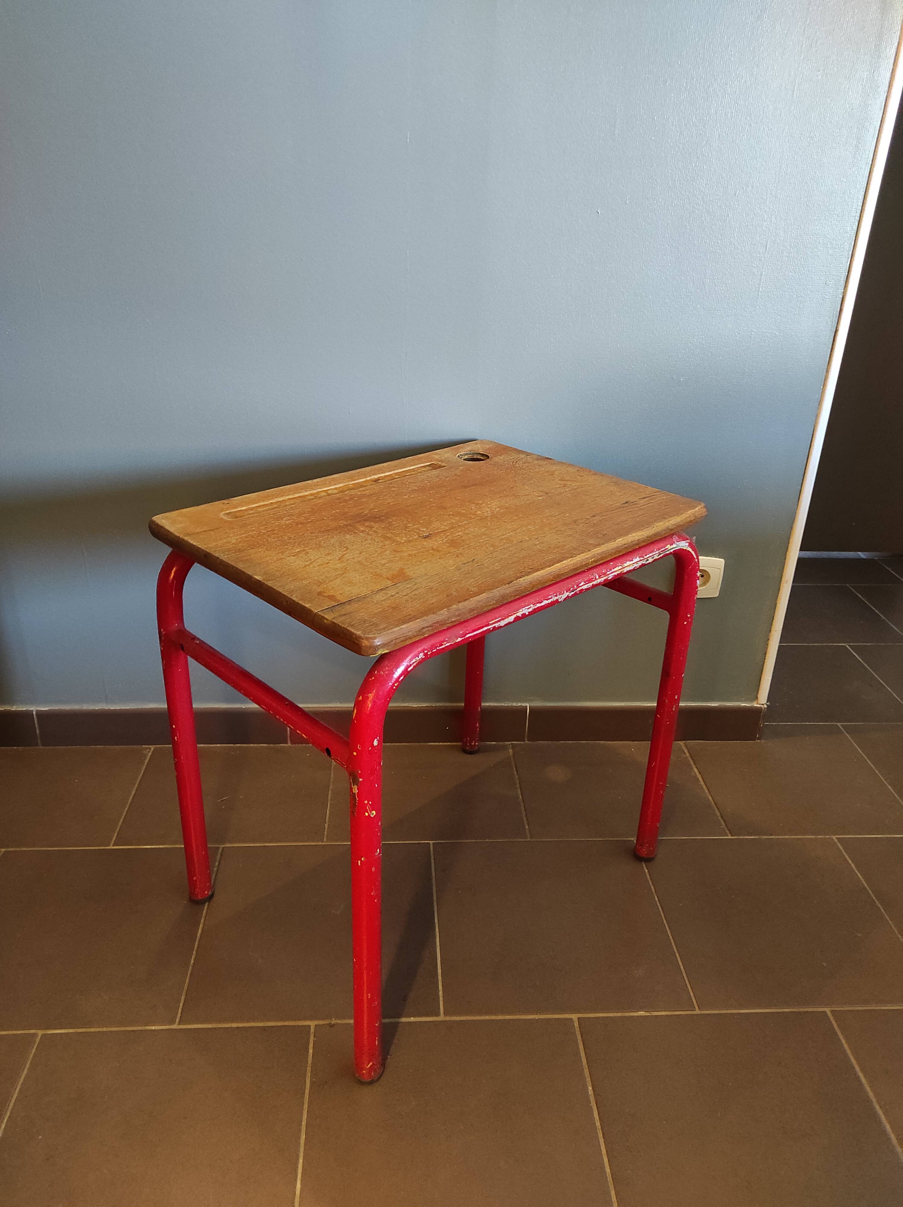 School desk in oak and red metal 1960
