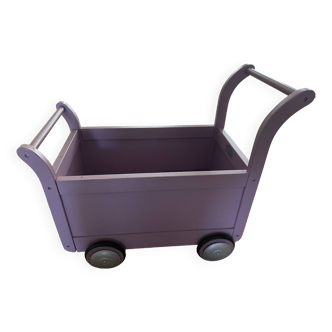 Doll bed on wheels // moulin roty walking trolley