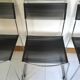 Chaises chrome et scoubidou