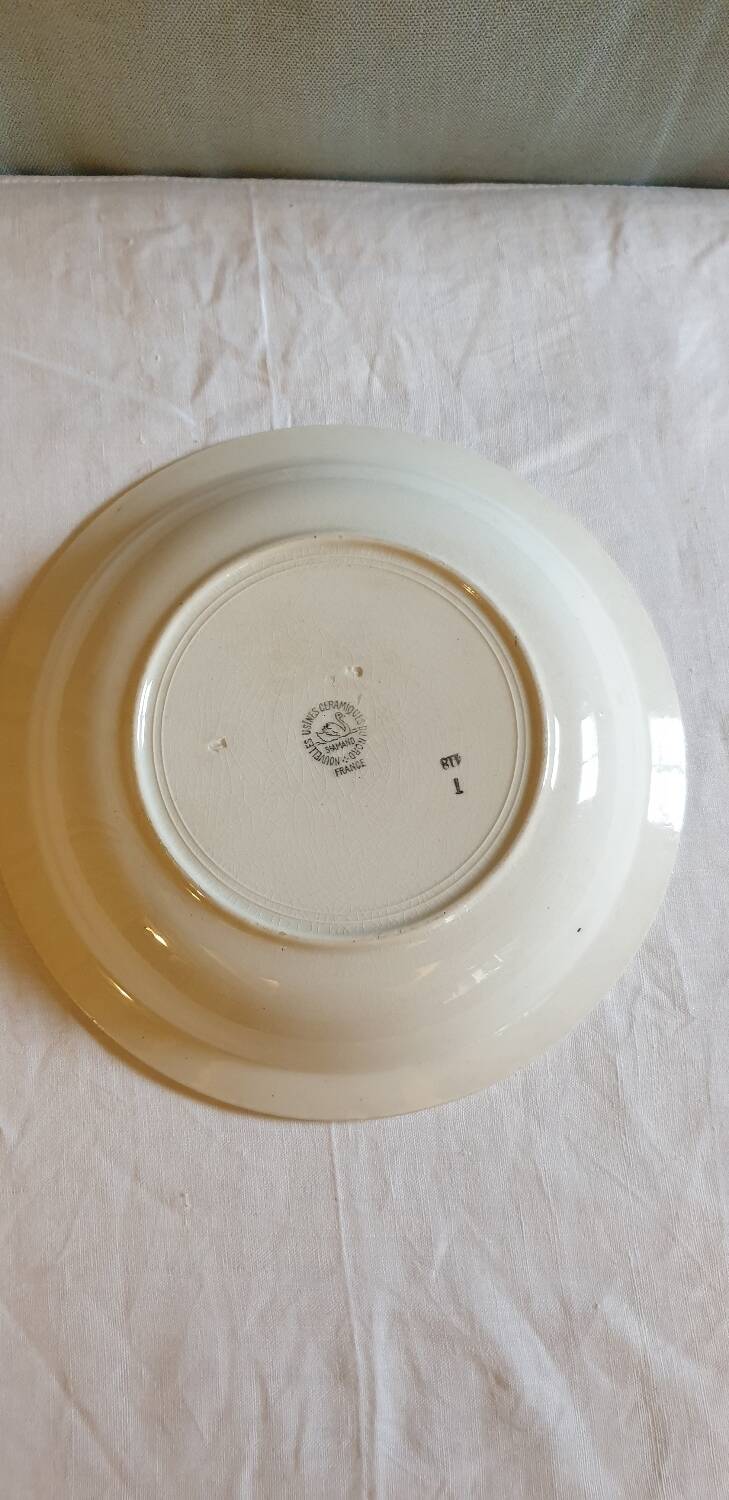 St Amand hollow dish