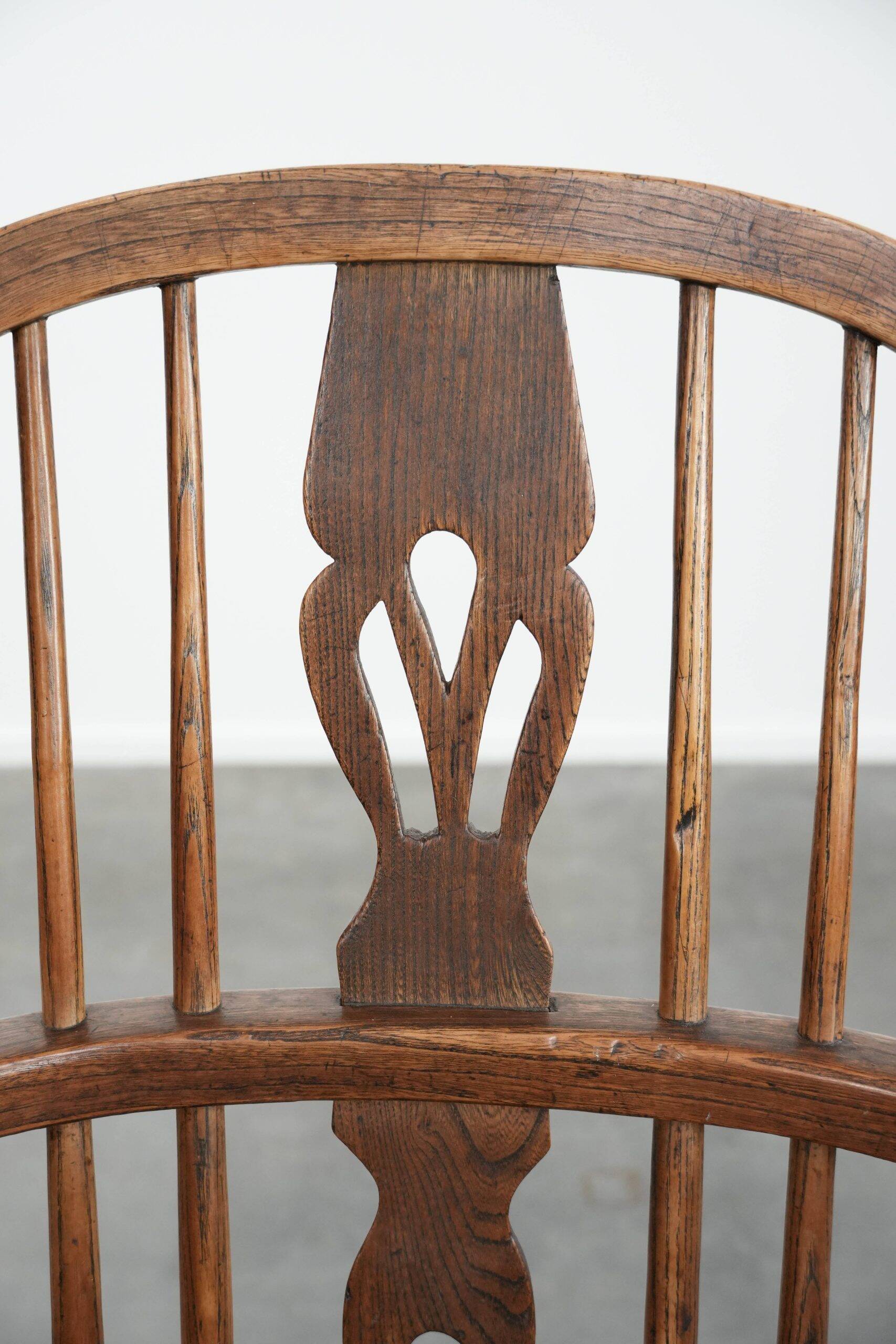 Antique English lowback Windsor chair with beautiful patina