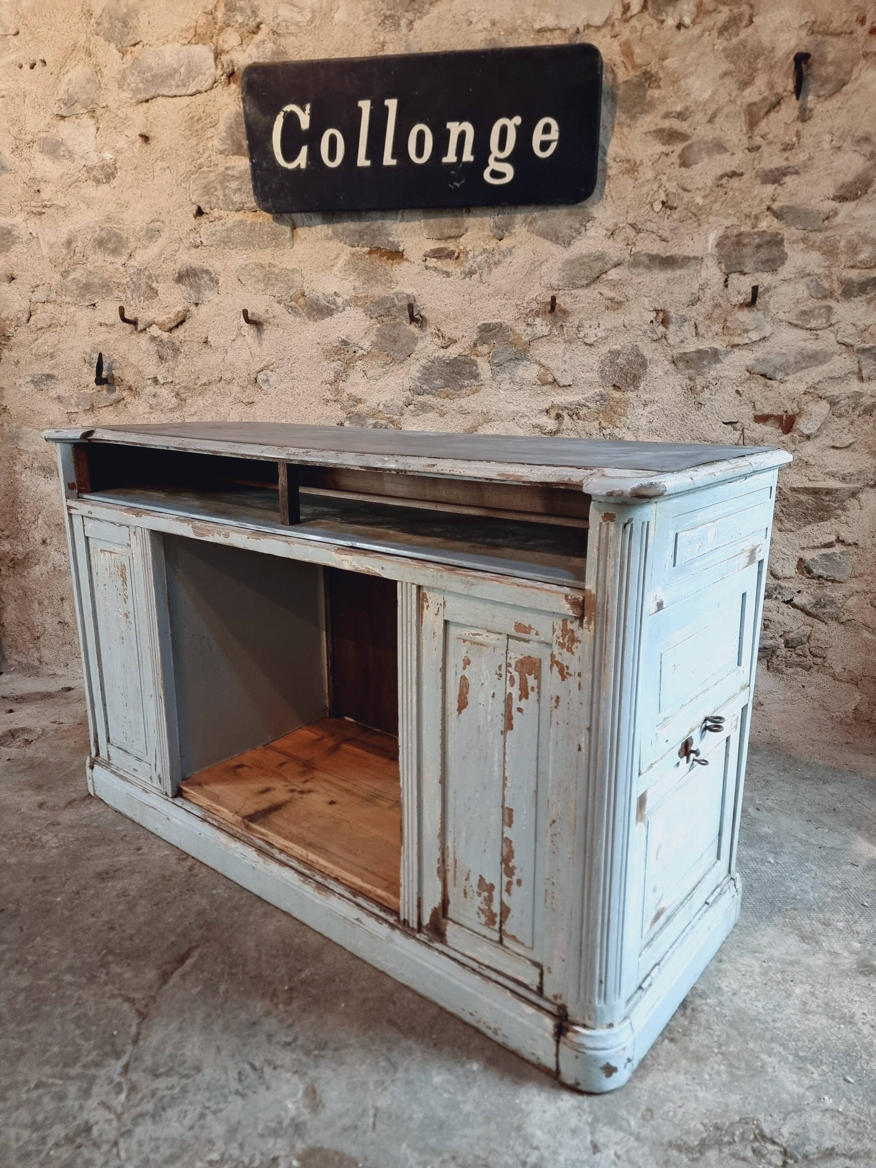 Comptoir ancien en chêne avec plateau en zinc et patine bleue