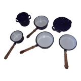 Enamelled sheet metal dinette