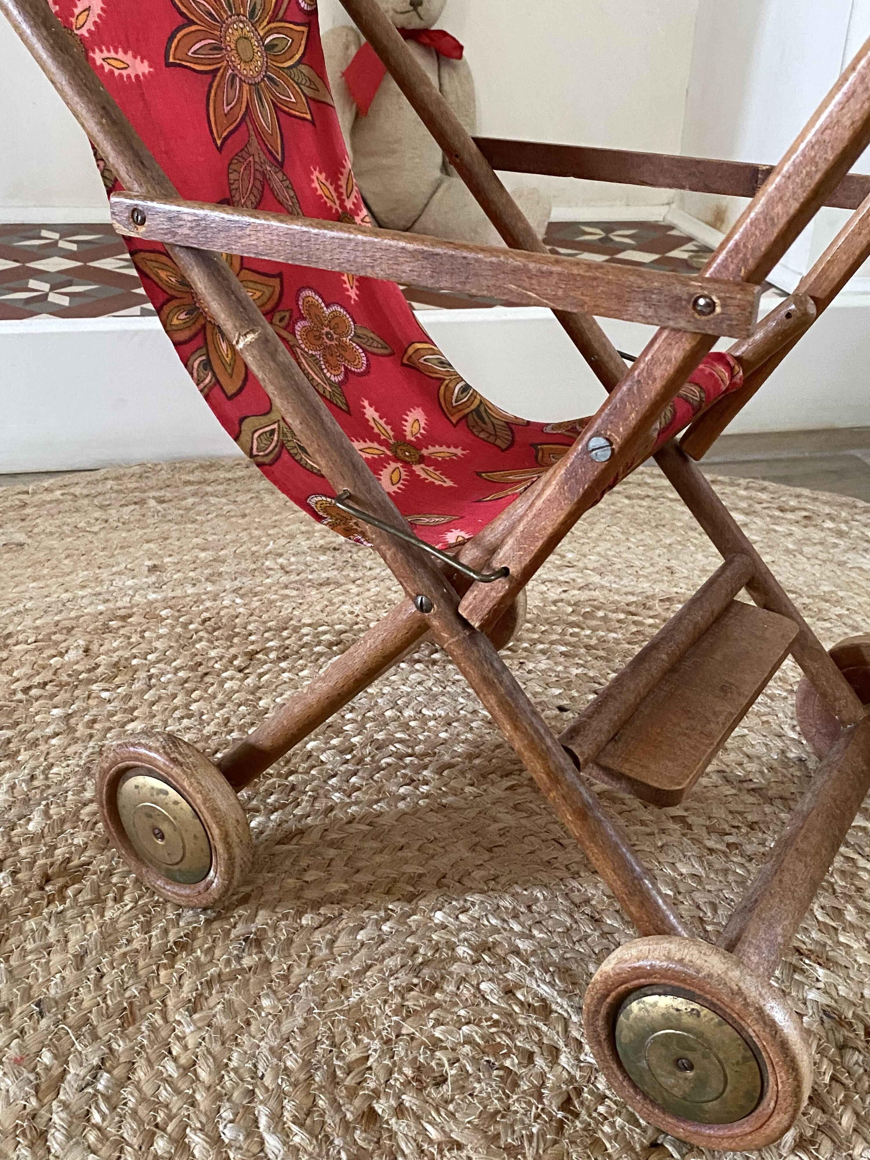 Doll pram vintage