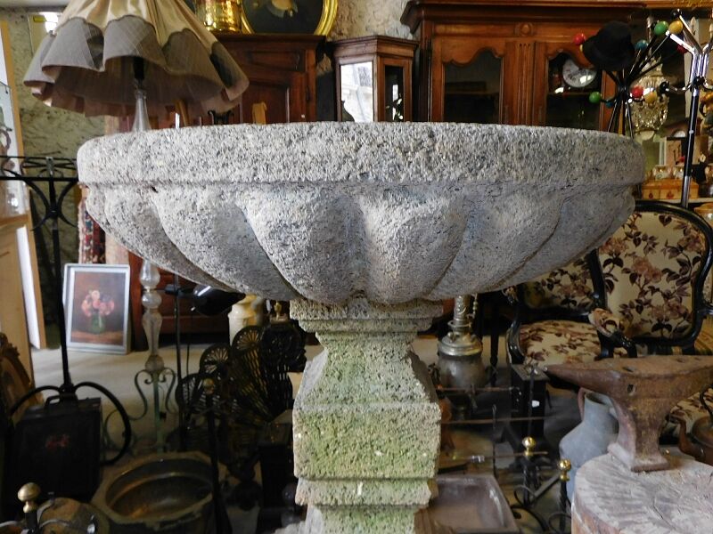Large fountain stone bird bath