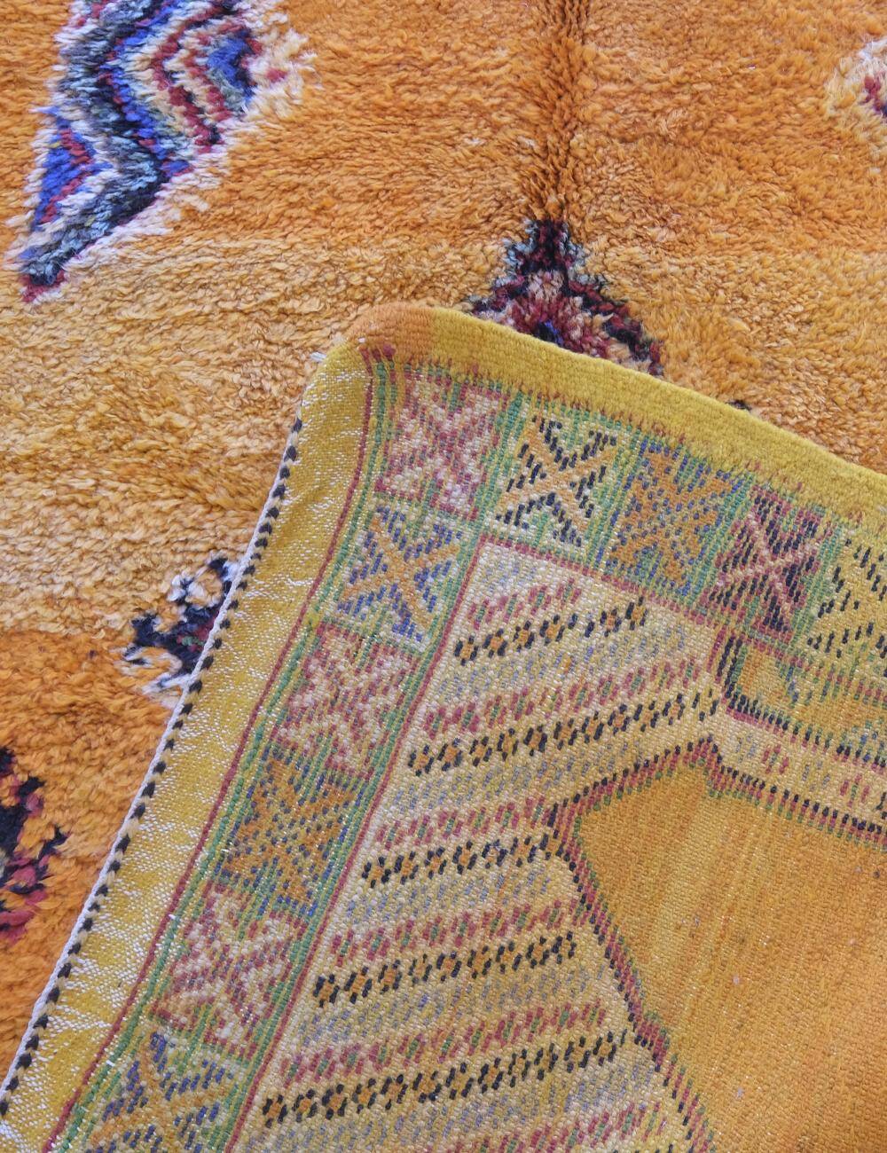 Vintage Taznaht Rug - 252 x 129 cm