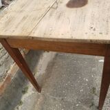 Farm table