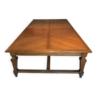 Light oak castle table