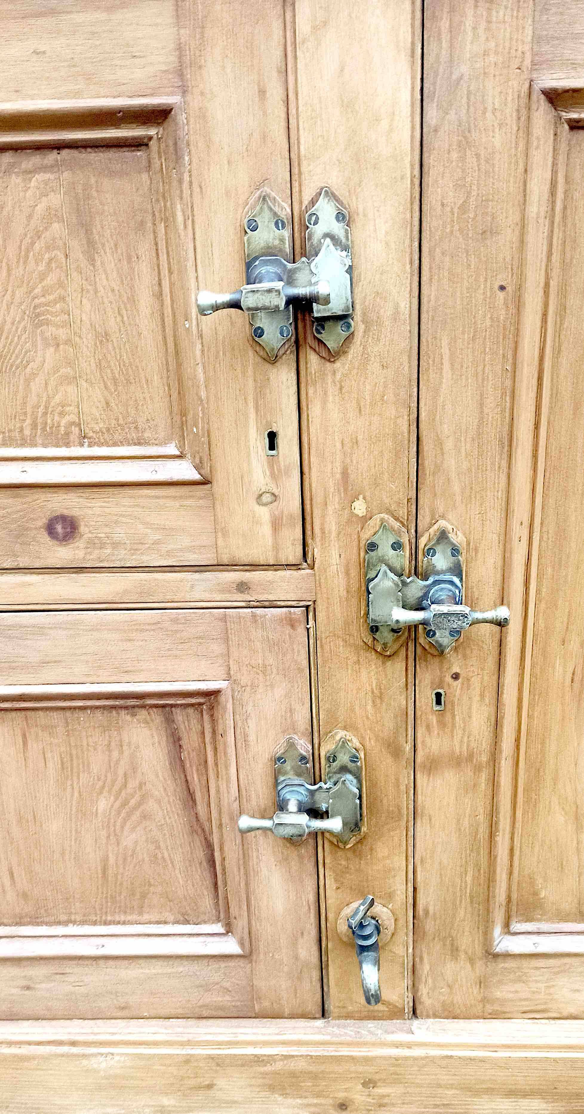 Wine cellar icebox, late 19th, early 20th century