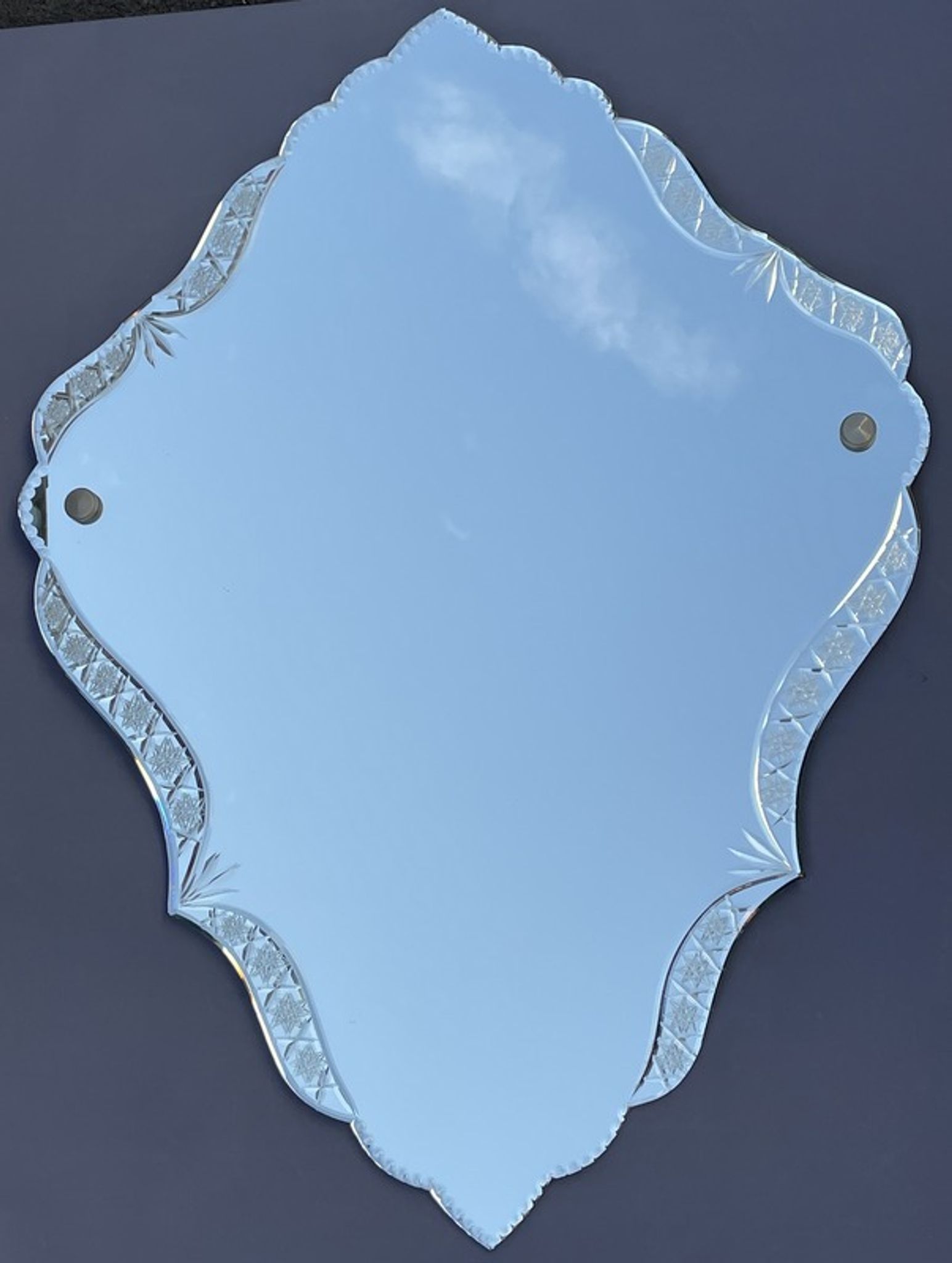 Mirror eventful shape bisauté carved chiseled Venetian mirror of Venice XXth