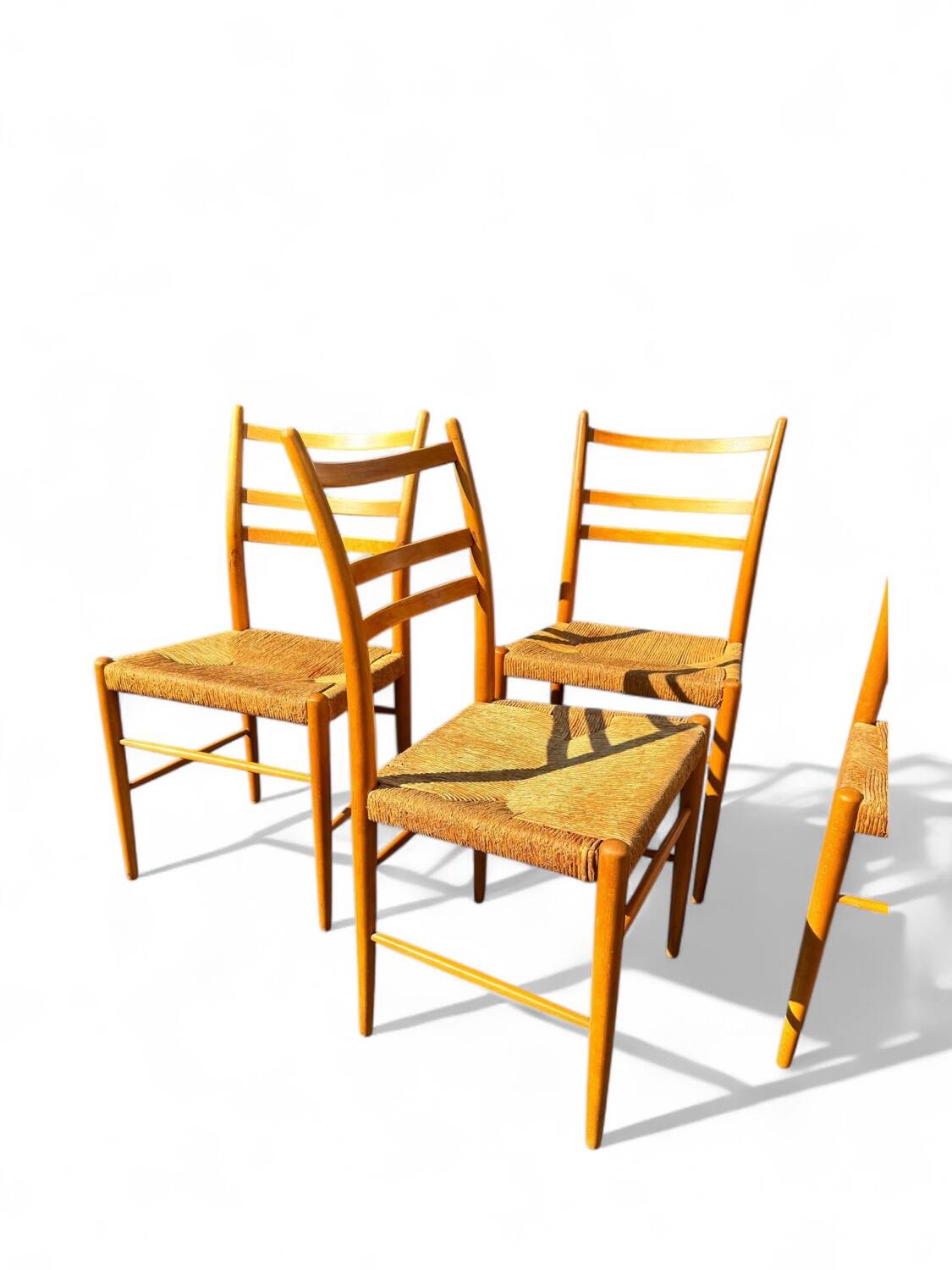 Set of 4 Scandinavian Gemla chairs. Gracell model by Yngve Ekström