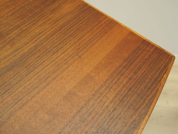 Commode en noyer, design danois, années 1970, fabrication : Danemark