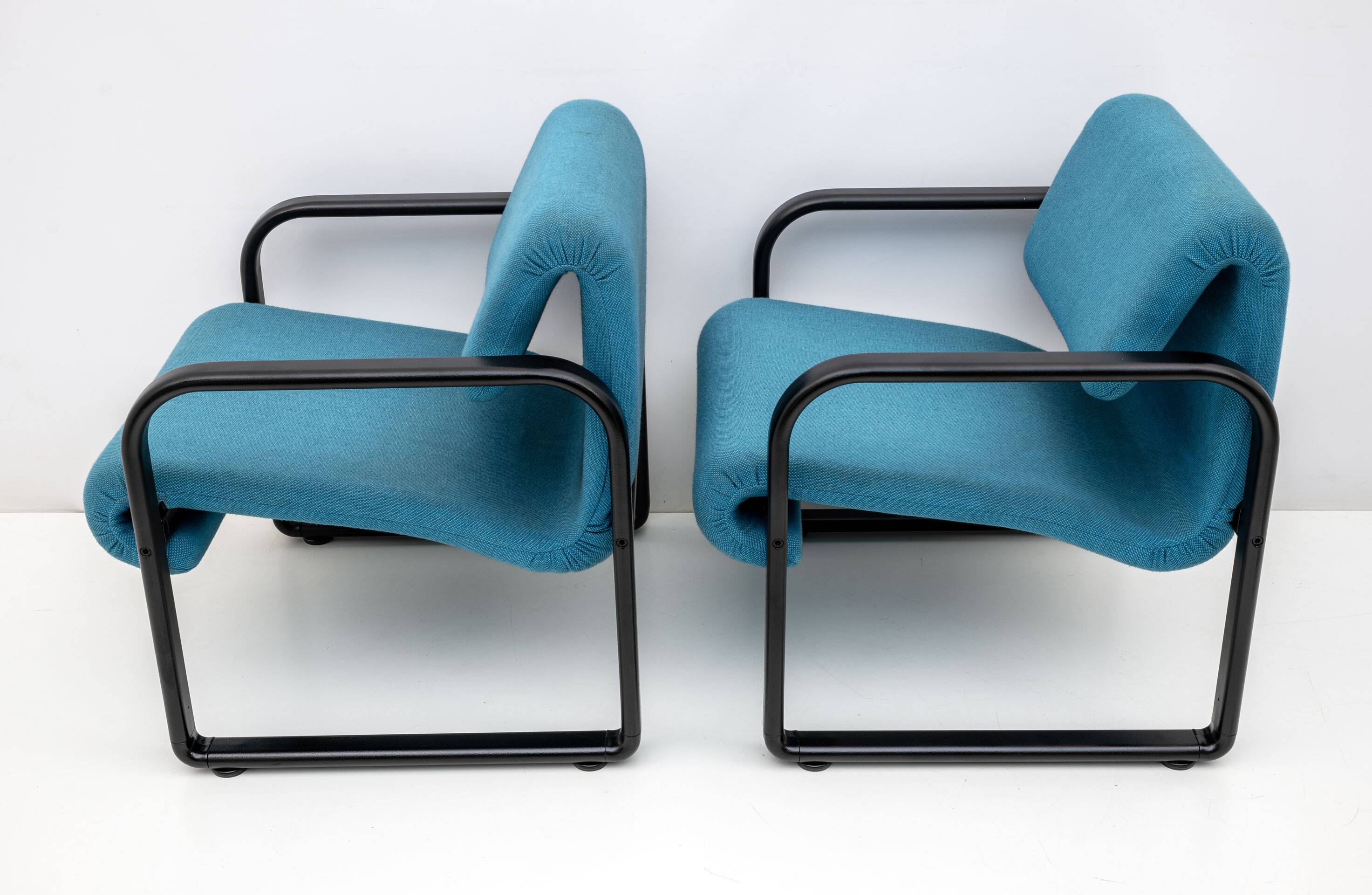 Post-Modern Italian Fabric and Metal Armchairs by Arflex, 70s