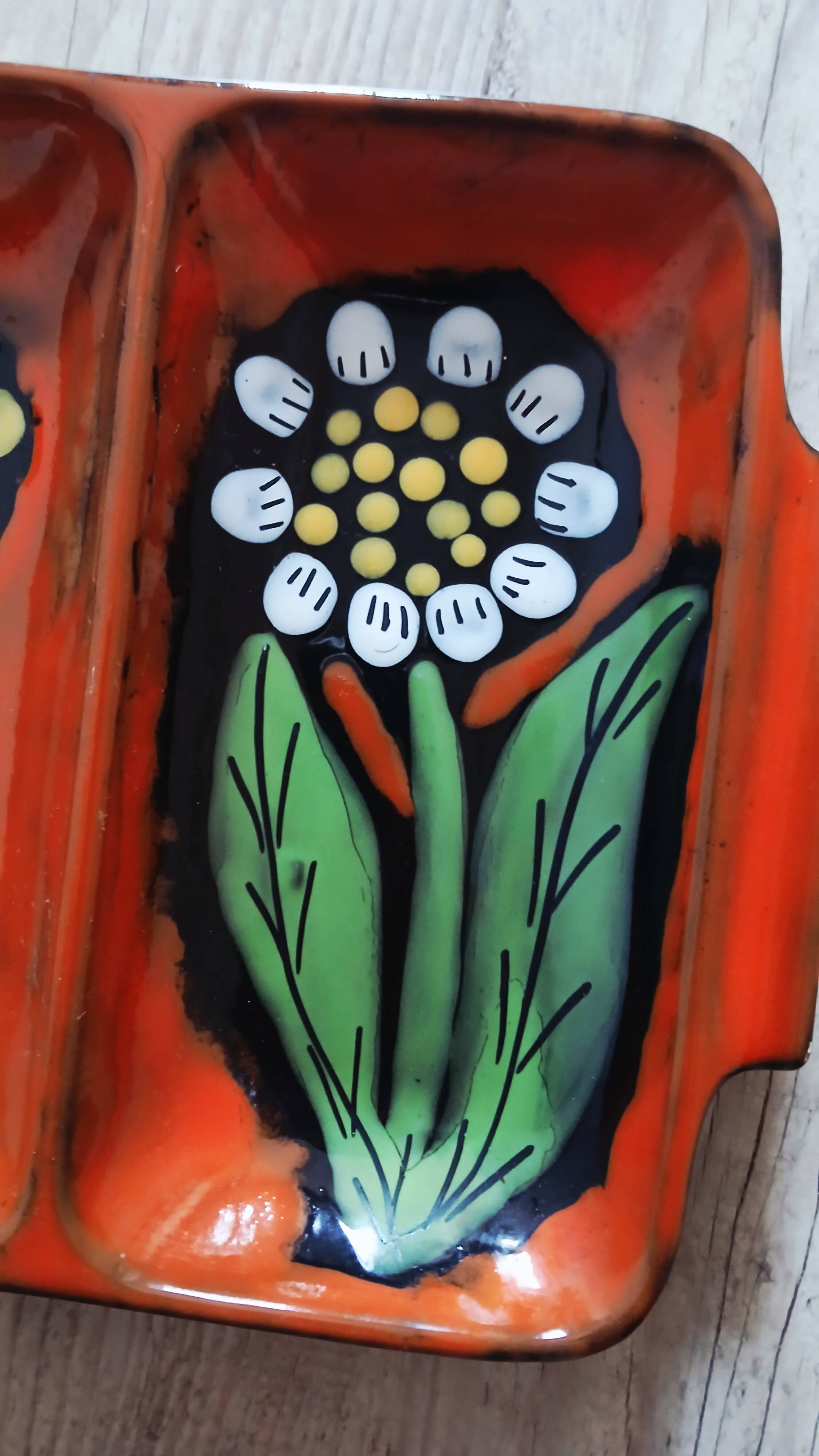 Vintage ceramic dish with 3 compartments and flower decor
