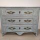 Commode antique patiné