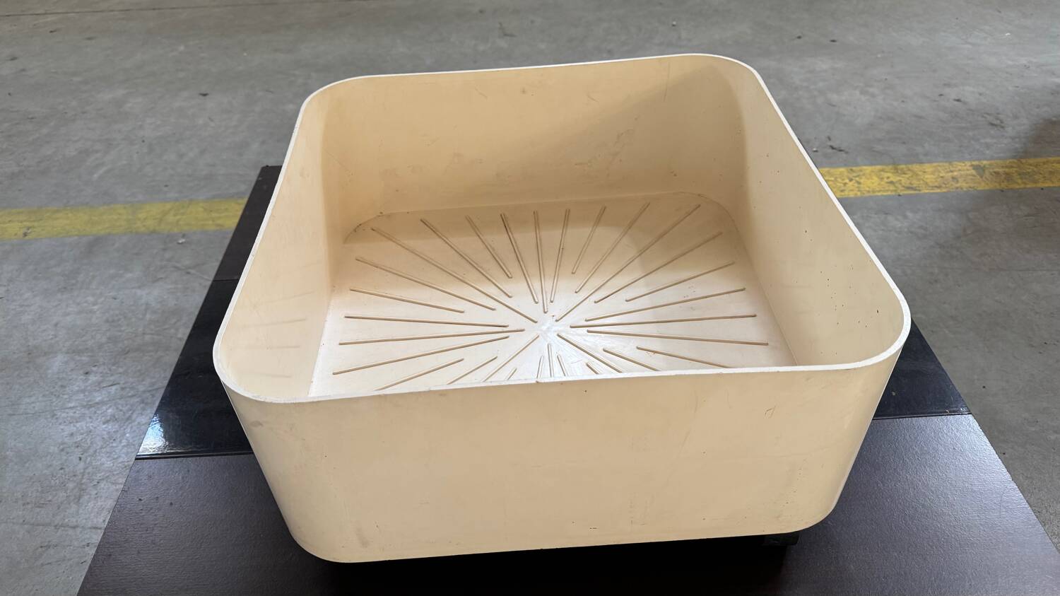 Kartell 4682 1970s Design Planter