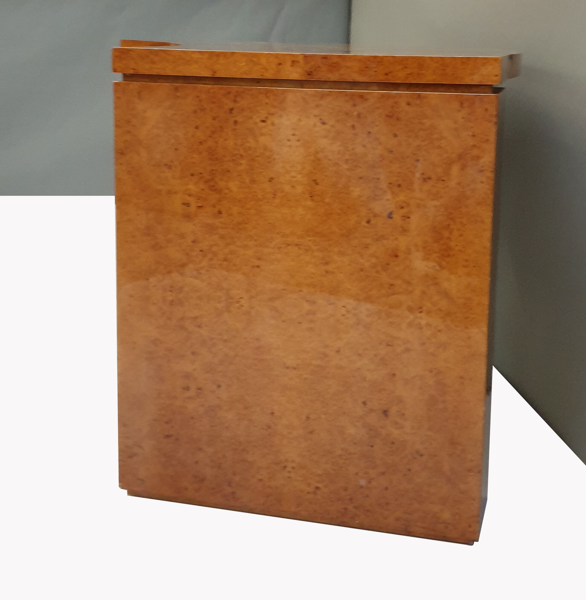 American maple loupe desk