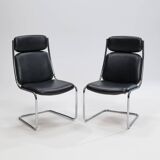 Paire de chaises cantilever en cuir par Mauser Werke Waldeck, Allemagne de l'Ouest, 19