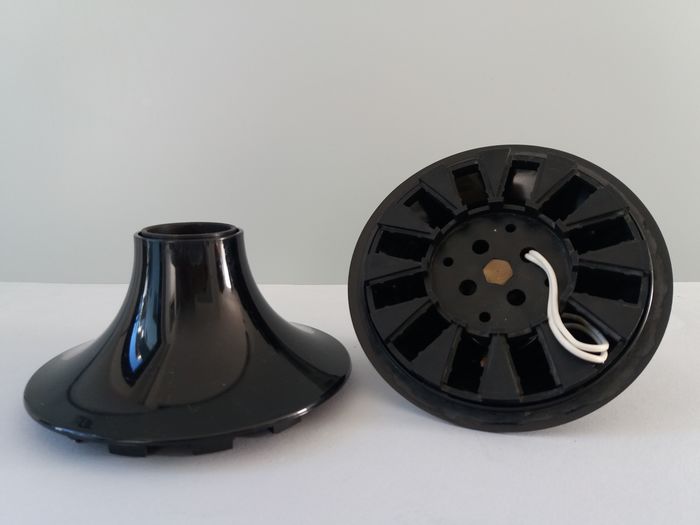 Pair of wall sconces Artemide "Teti" Vico Magistretti