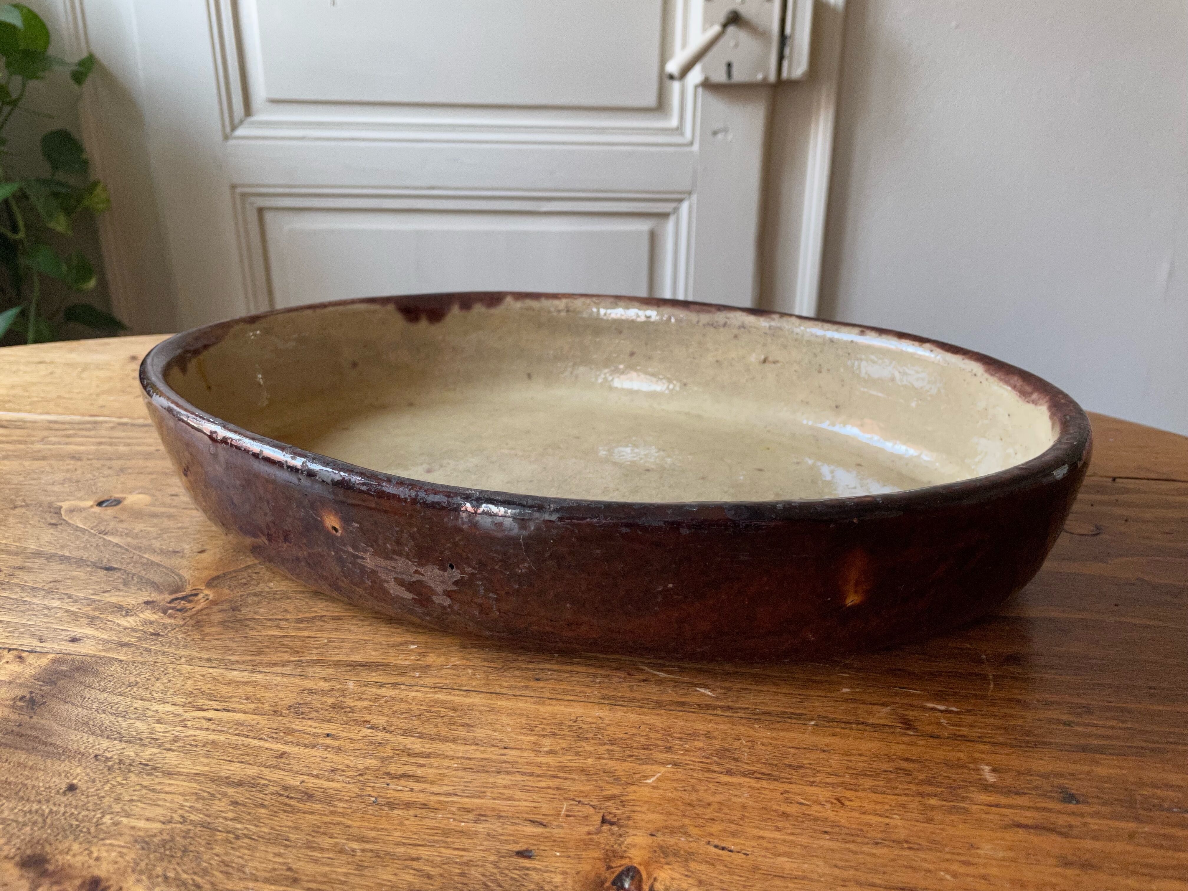Vintage: Large oval clay gratin dish